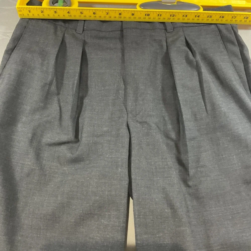LL Bean Wool Dress Pants 35 Gray Pleated Classic Fit Cuffed Business Career Slac